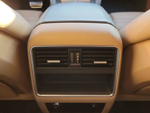 Used 2021 Porsche Cayenne S image 20