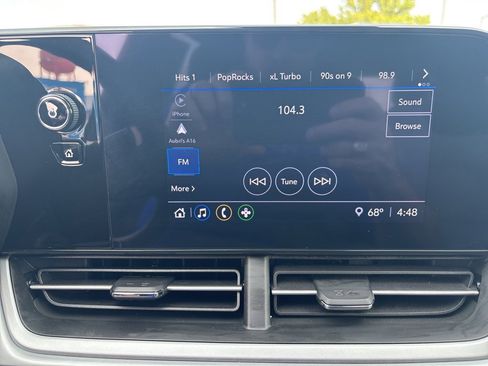 Used 2025 Chevrolet Trax LS image 22