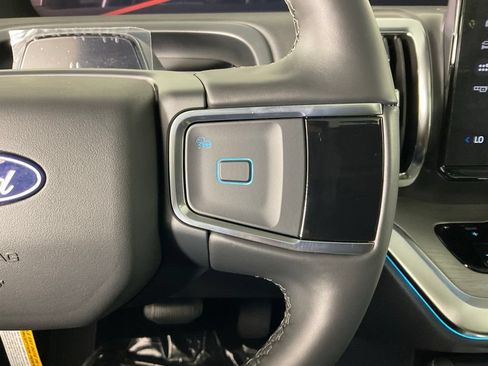 New 2027 Ford Expedition Platinum w/ Driver's Package RWD image 26