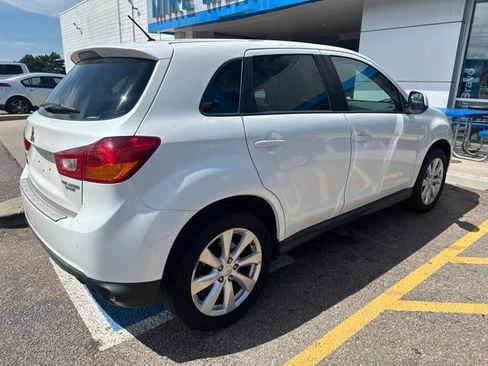 Used 2014 Mitsubishi Outlander Sport ES AWD/4WD image 4