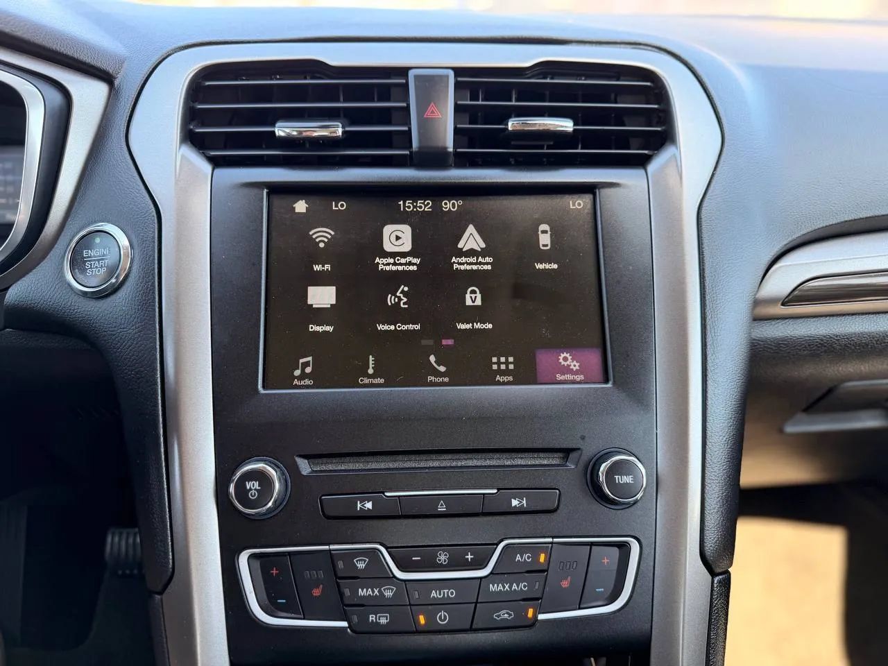 Used 2017 Ford Fusion SE w/ Equipment Group 602A FWD image 54
