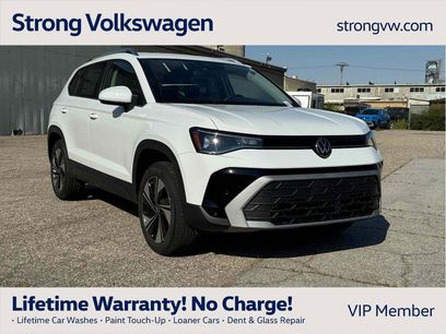 New 2025 Volkswagen Taos SE