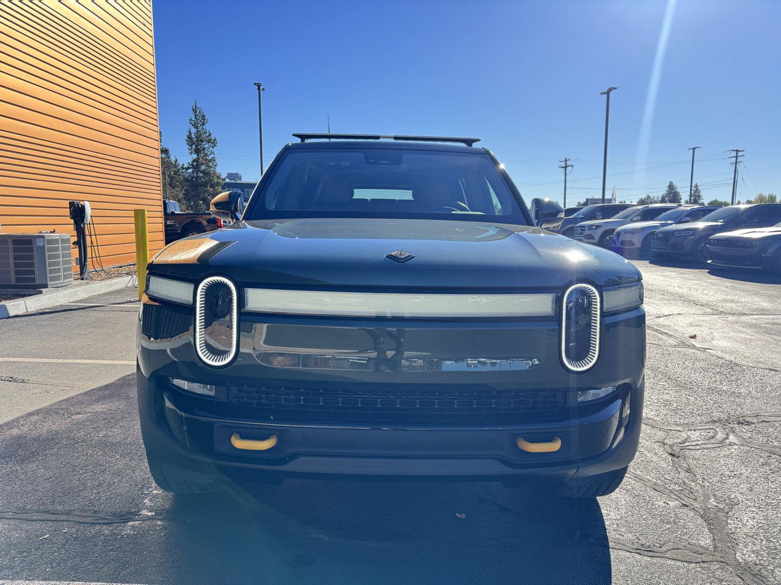 Used 2023 Rivian R1S Adventure Quad AWD/4WD image 9