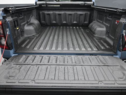 Used 2025 Ford Ranger Lariat w/ Trailer Tow Package image 9