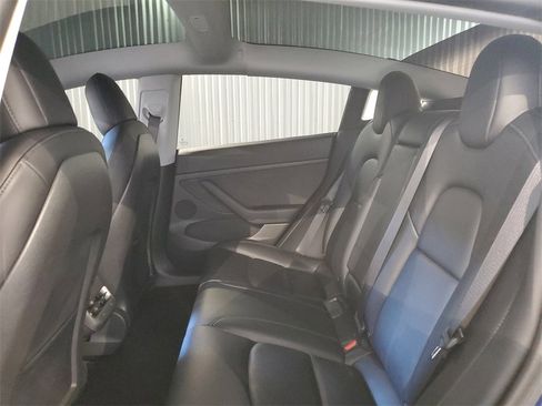 Used 2021 Tesla Model 3 Long Range image 13