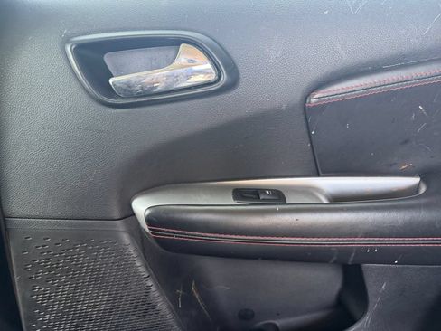 Used 2015 Dodge Journey R/T w/ Flexible Seating Group FWD image 34