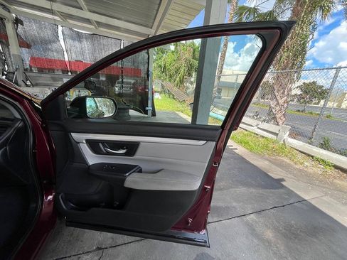 Used 2019 Honda CR-V LX image 14