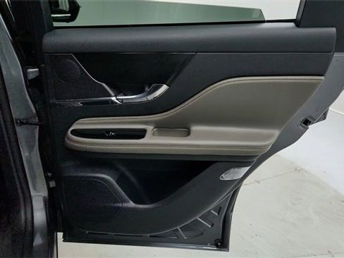 Used 2023 Lincoln Corsair AWD w/ Equipment Group 101A image 21