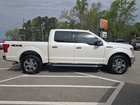Used 2018 Ford F150 Lariat image 6