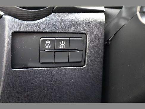 Used 2017 Toyota Yaris iA FWD image 30