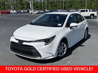 Used 2025 Toyota Corolla LE video 1