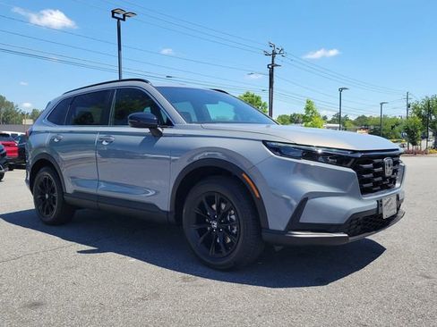 Certified 2025 Honda CR-V Sport image 3