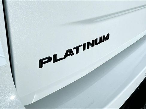 New 2025 Ford Expedition Platinum w/ Stealth Performance Package AWD/4WD image 15