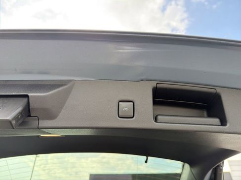 Used 2025 Ford Escape ST-Line image 16