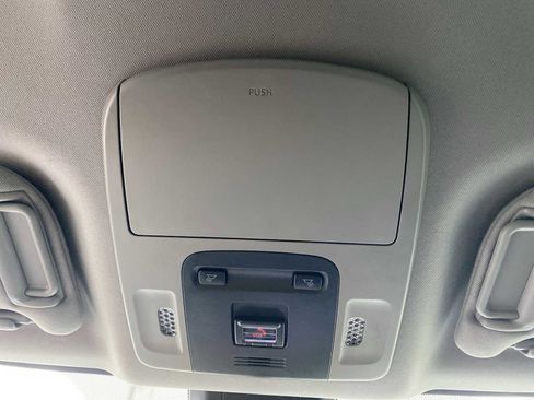 Used 2024 Toyota Camry SE image 24