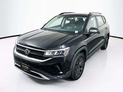 Used 2023 Volkswagen Taos S FWD image 3