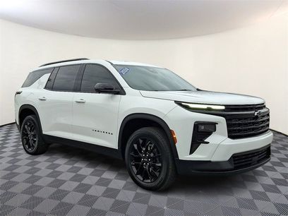 Used 2024 Chevrolet Traverse LT w/ Midnight/Sport Edition