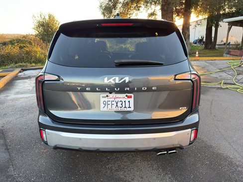 Used 2023 Kia Telluride SX Prestige image 4