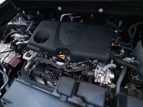 Certified 2023 Toyota RAV4 LE AWD/4WD image 13