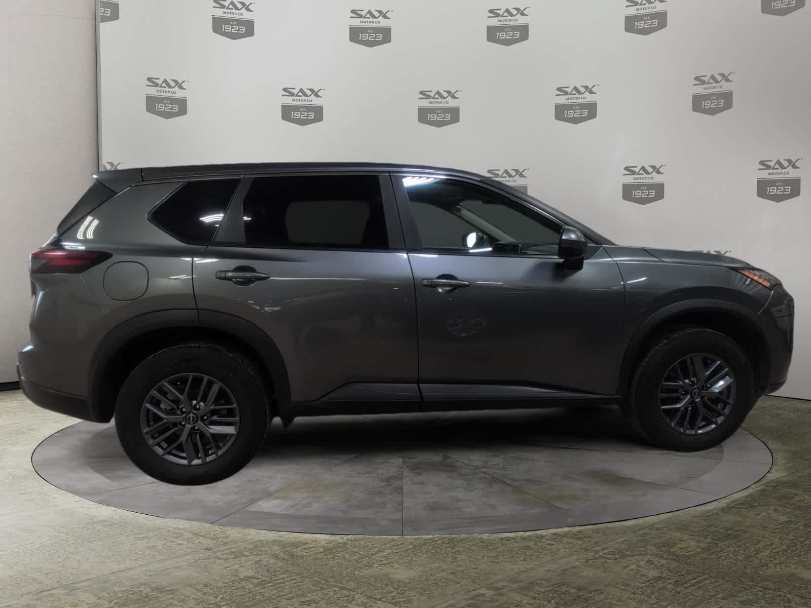 Used 2026 Nissan Rogue SV AWD/4WD image 7