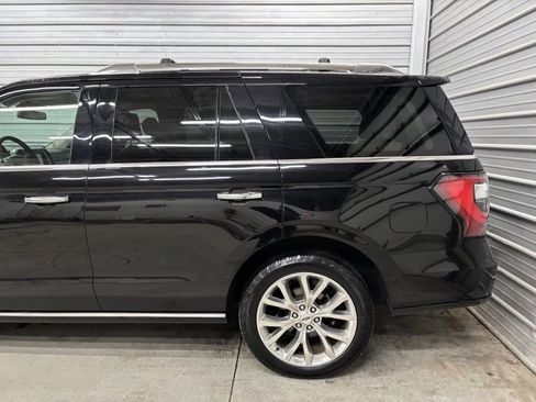 Used 2019 Ford Expedition Platinum image 5