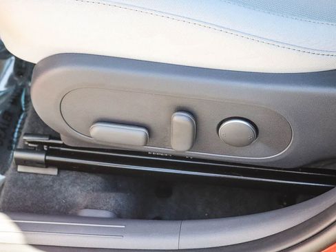 Used 2024 Hyundai Kona SEL w/ Convenience Package FWD image 21