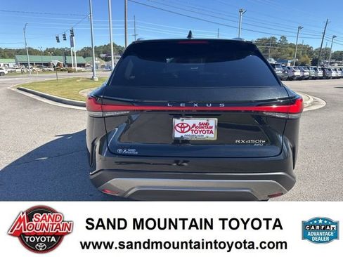 Used 2024 Lexus RX 450h 450h+ Luxury image 4