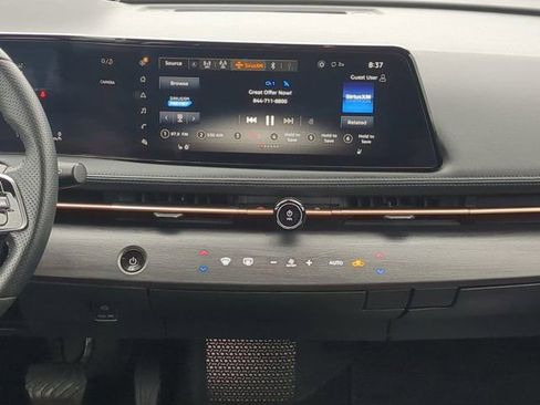 Used 2023 Nissan Ariya FWD image 17