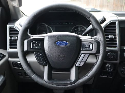 Used 2016 Ford F150 XLT w/ Equipment Group 302A Luxury AWD/4WD image 19