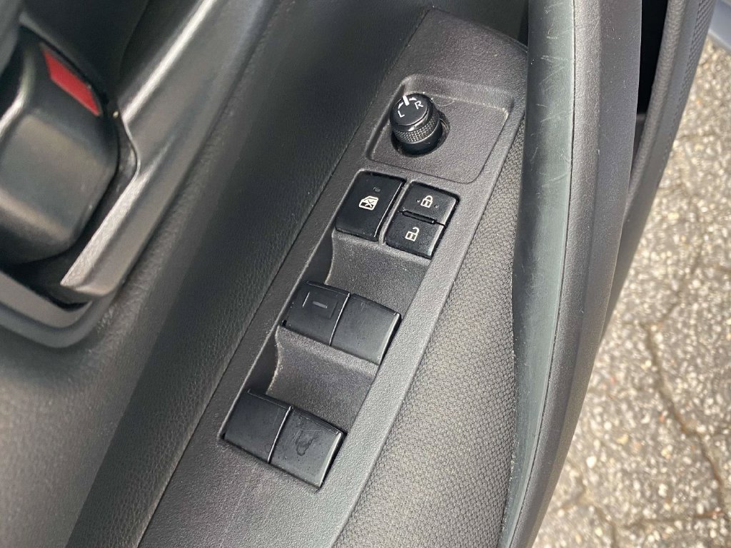 Used 2024 Toyota Corolla LE FWD image 16