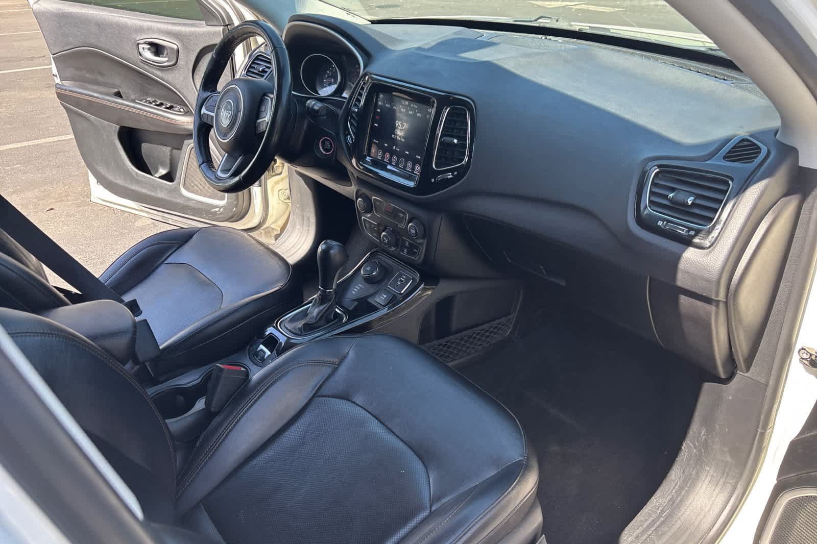 Used 2019 Jeep Compass Limited AWD/4WD image 18