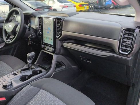 New 2025 Ford Ranger XLT w/ FX4 Off-Road Package image 29