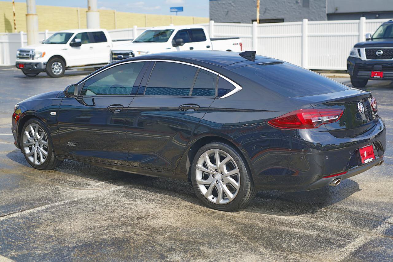 Used 2020 Buick Regal Avenir w/ Driver Confidence Package II FWD image 14