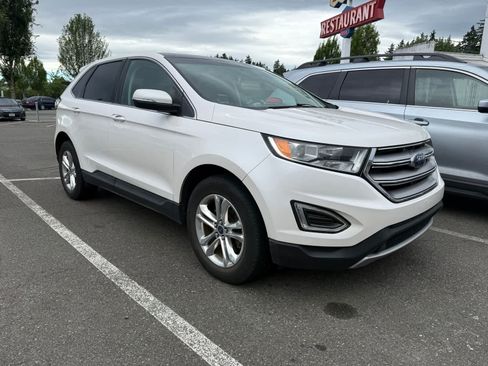 Used 2018 Ford Edge SEL w/ Canadian Touring Package AWD/4WD image 4
