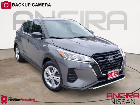 Used 2025 Nissan Kicks Play S FWD image 1