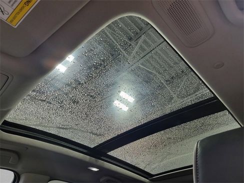 Certified 2025 Acura MDX w/ Advance Package image 32