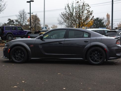 Used 2022 Dodge Charger Scat Pack image 13