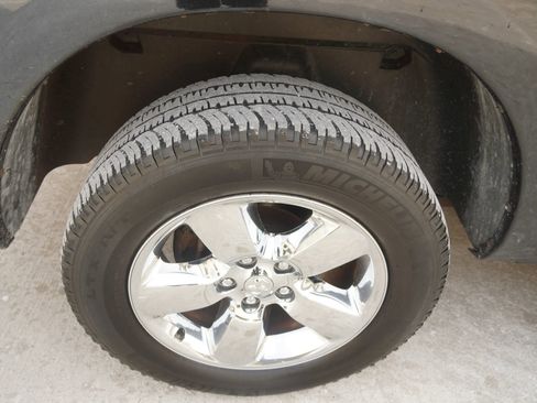 Used 2019 RAM 1500 Big Horn image 32