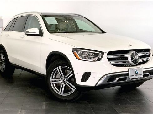 Used 2022 Mercedes-Benz GLC 300 image 2