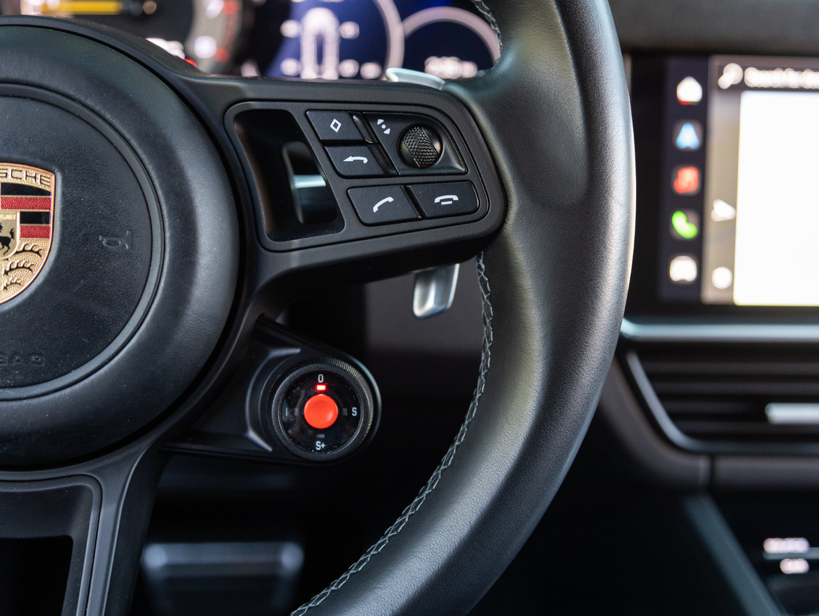 Certified 2023 Porsche Cayenne Turbo GT AWD/4WD image 16