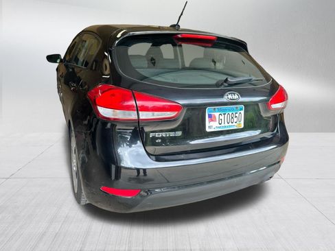 Used 2016 Kia Forte LX FWD image 2