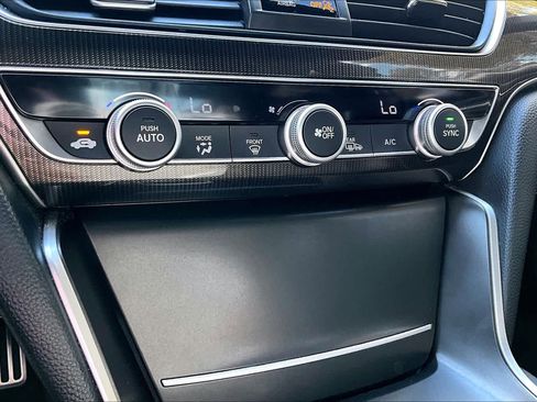 Used 2022 Honda Accord Sport image 34