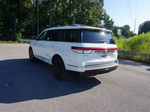 Used 2022 Lincoln Navigator Reserve AWD/4WD image 22