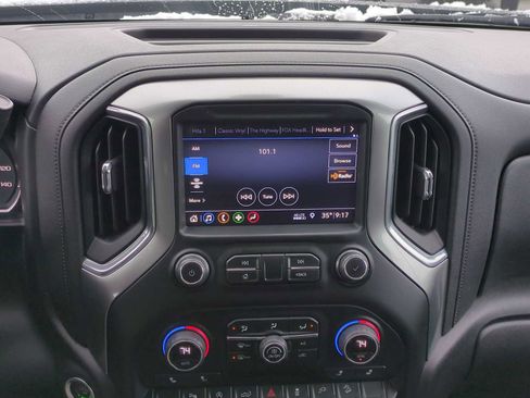 Used 2019 Chevrolet Silverado 1500 LT Trail Boss image 23