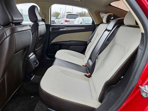 Used 2020 Ford Fusion SE w/ Equipment Group 151A image 17