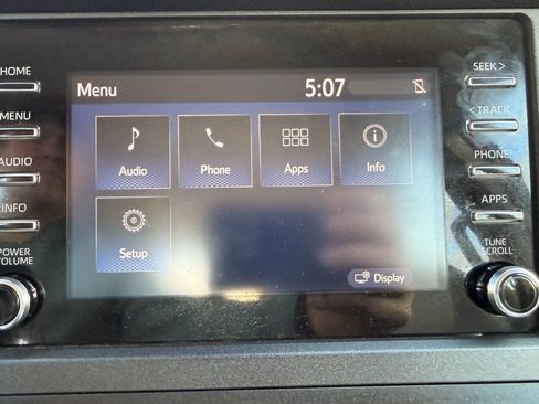 Used 2018 Toyota Sienna L w/ Carpet Mat Package image 40