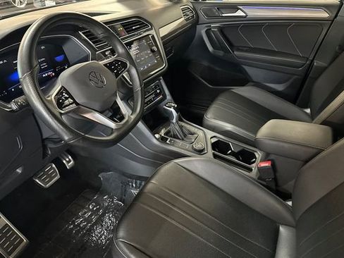 Certified 2024 Volkswagen Tiguan SE R-Line image 12