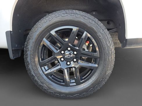 Used 2023 Chevrolet Silverado 1500 LT Trail Boss w/ Protection Package image 8