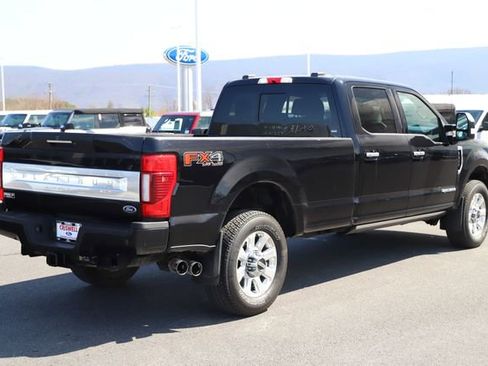 Used 2022 Ford F350 Platinum image 7