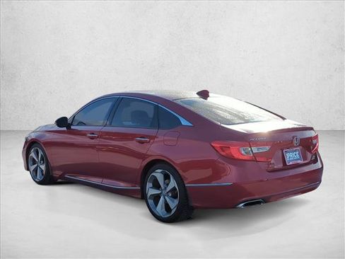 Used 2018 Honda Accord Touring image 7